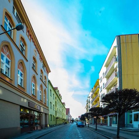 Lofty Apartamenty Namyslow I المظهر الخارجي الصورة