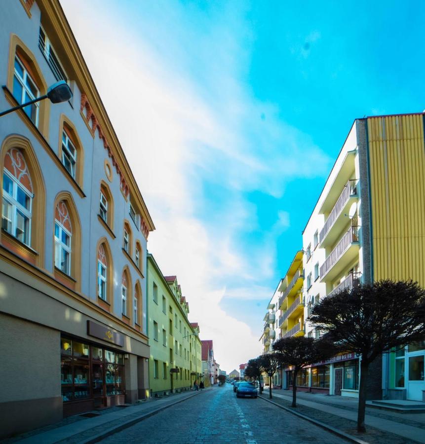 Lofty Apartamenty Namyslow I المظهر الخارجي الصورة