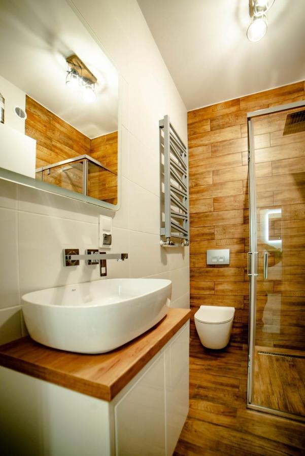 Lofty Apartamenty Namyslow I المظهر الخارجي الصورة
